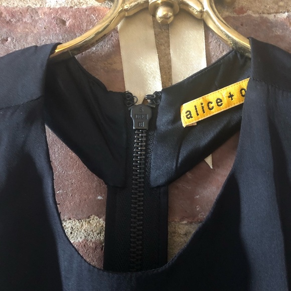 Alice + Olivia Silk Ruched Dress - Picture 2 of 4